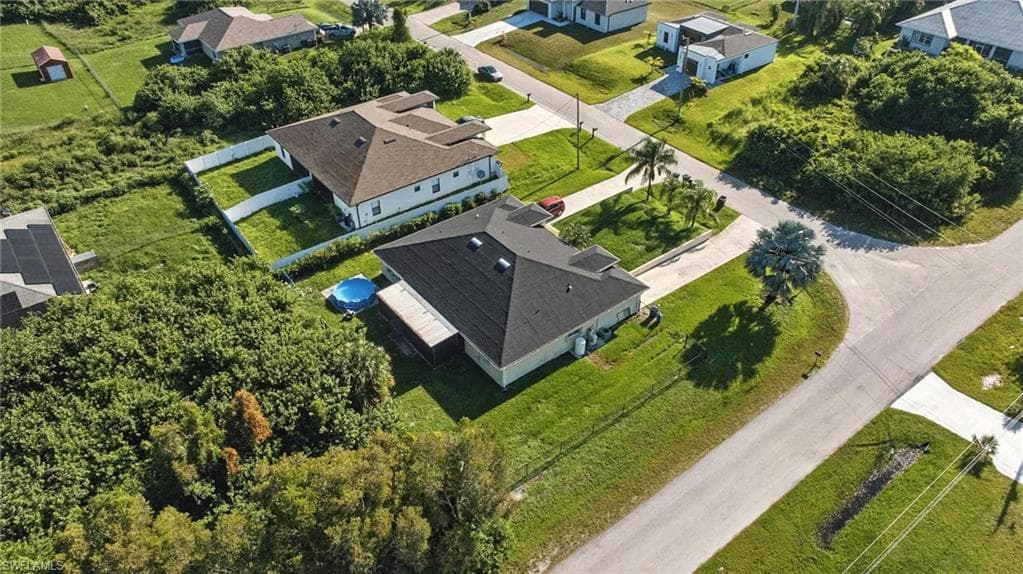 472/474 Petite Ave, Lehigh Acres, FL 33974-32