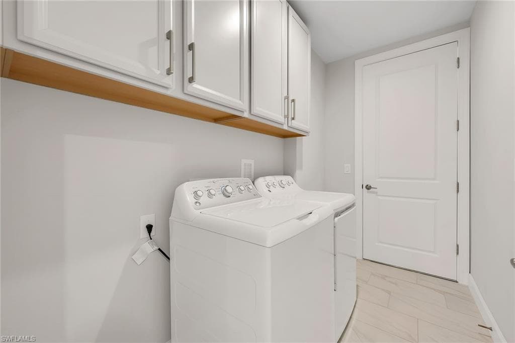 15252 Zeno Way 101, Naples, FL 34114-30