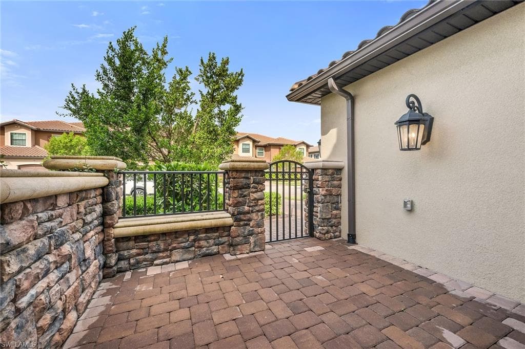 15252 Zeno Way 101, Naples, FL 34114-32