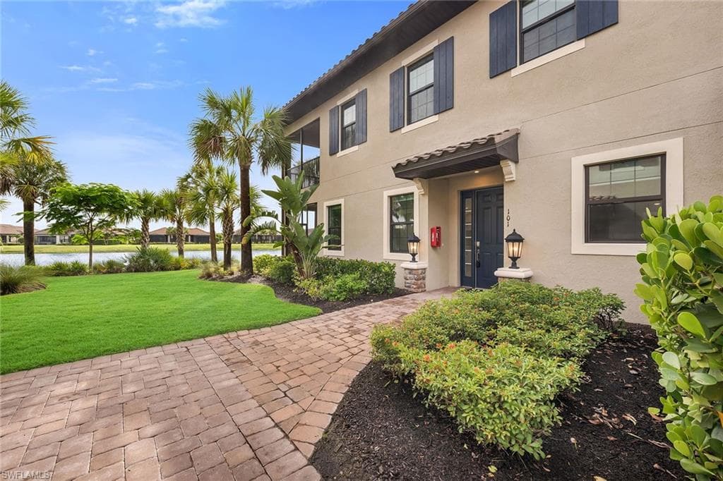 15252 Zeno Way 101, Naples, FL 34114-36