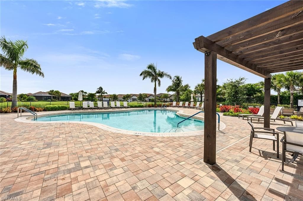15252 Zeno Way 101, Naples, FL 34114-43