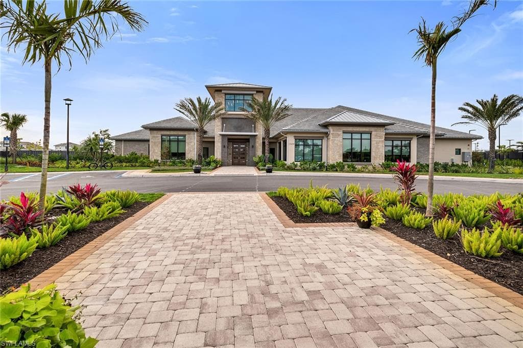 15252 Zeno Way 101, Naples, FL 34114-47