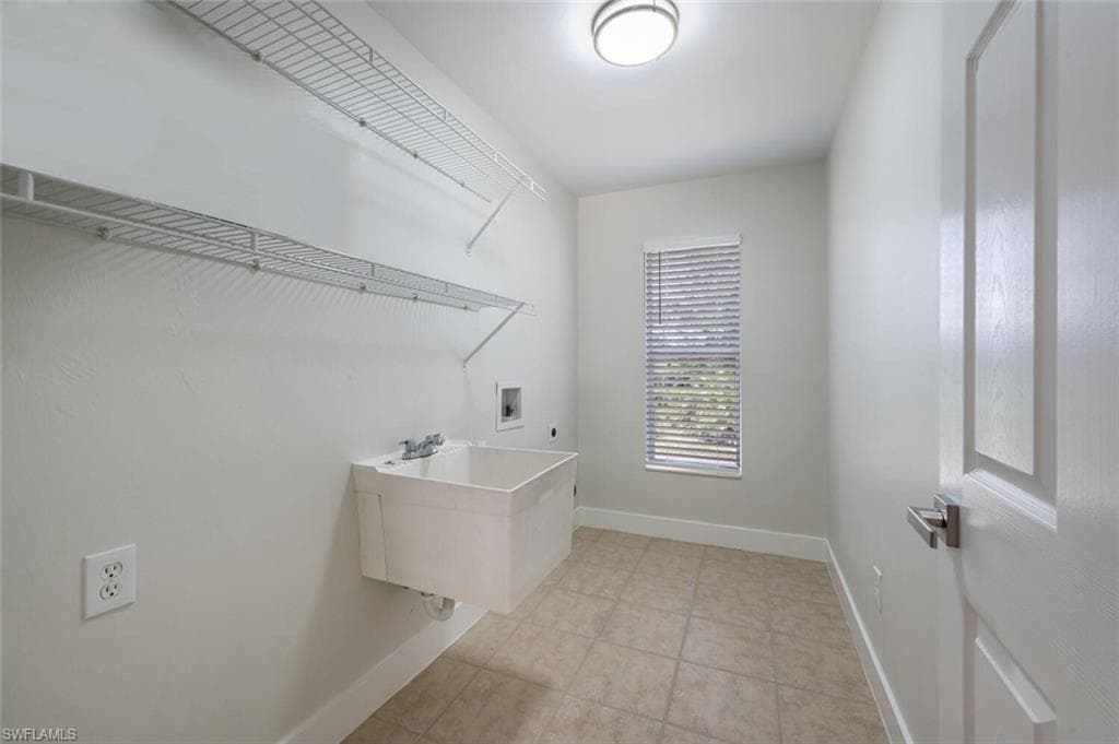 2790 Randall Blvd, Naples, FL 34120-16