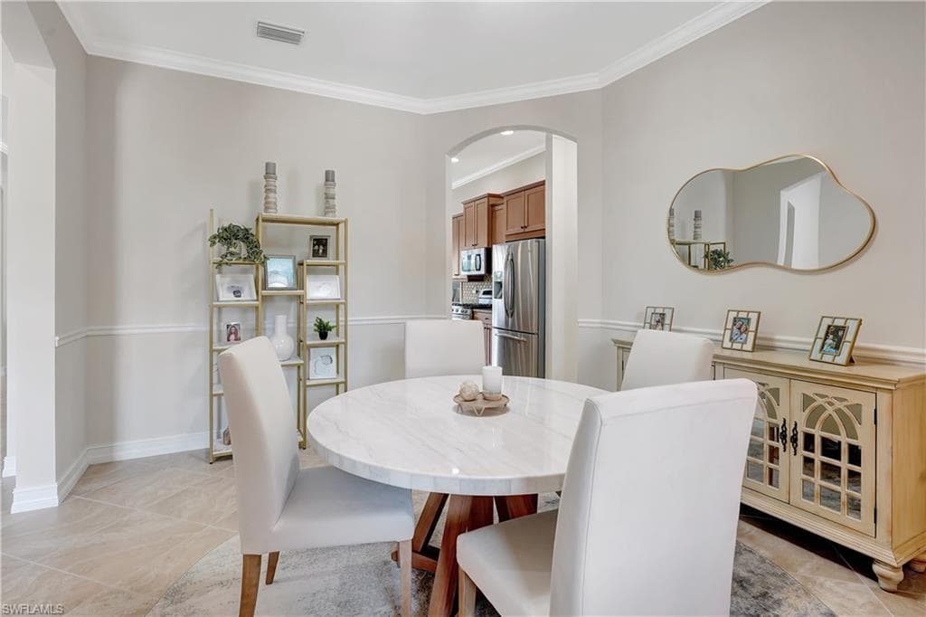 3850 Otter Bend Cir, Fort Myers, FL 33905-9