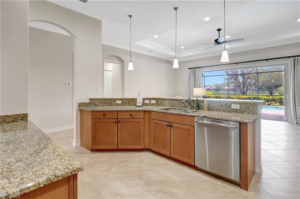 3850 Otter Bend Cir, Fort Myers, FL 33905-12