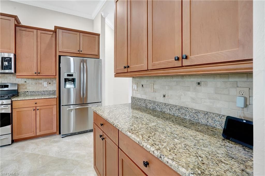 3850 Otter Bend Cir, Fort Myers, FL 33905-15