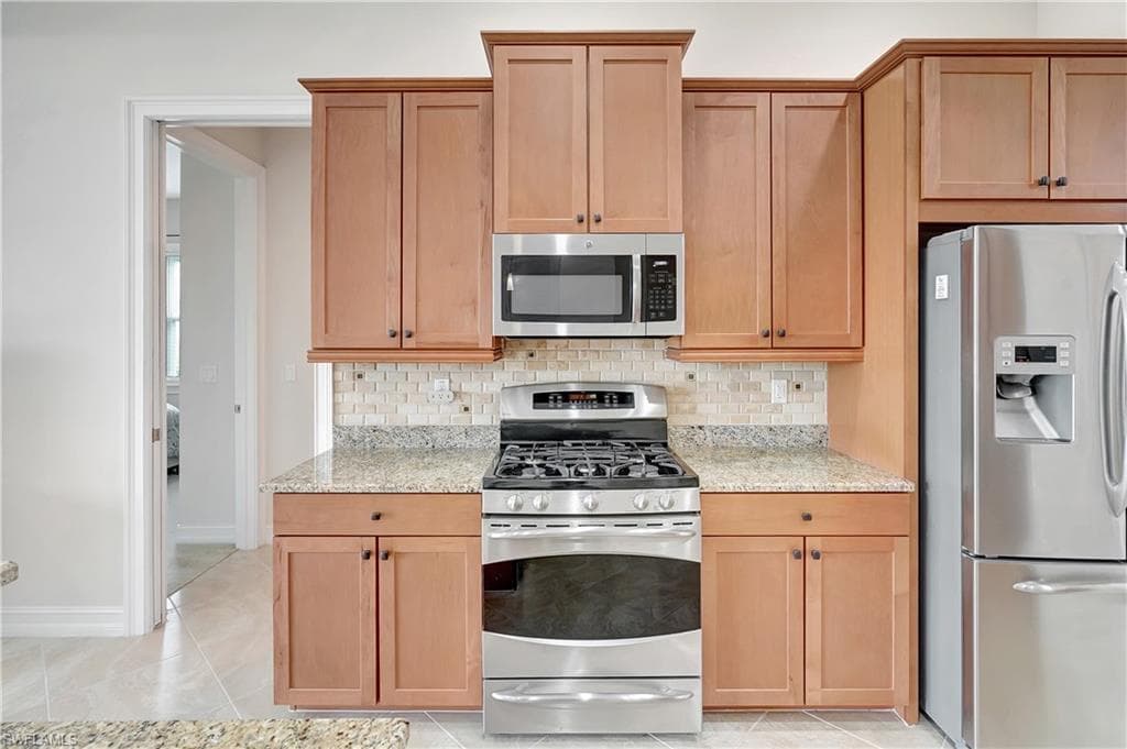 3850 Otter Bend Cir, Fort Myers, FL 33905-17