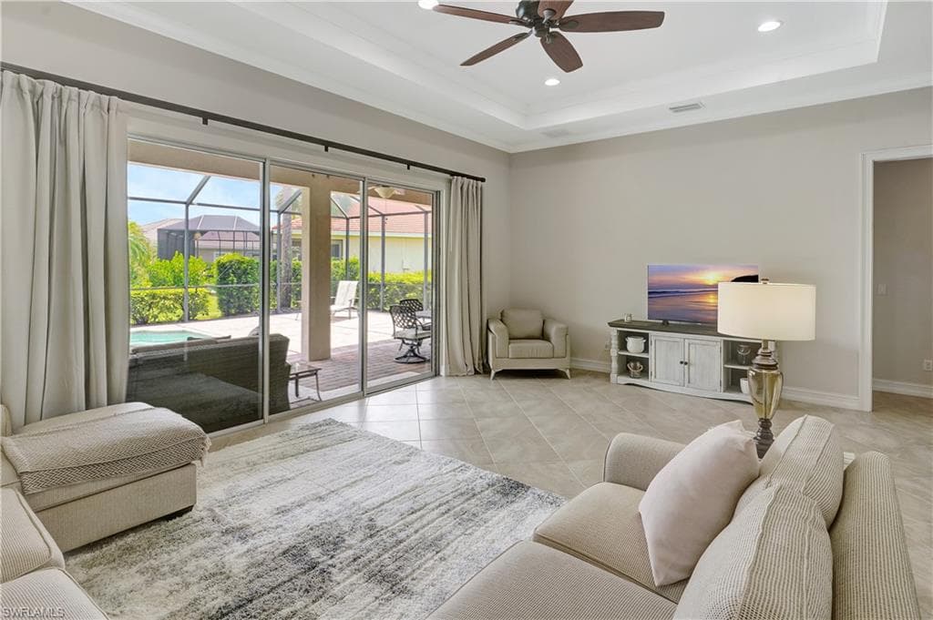 3850 Otter Bend Cir, Fort Myers, FL 33905-22