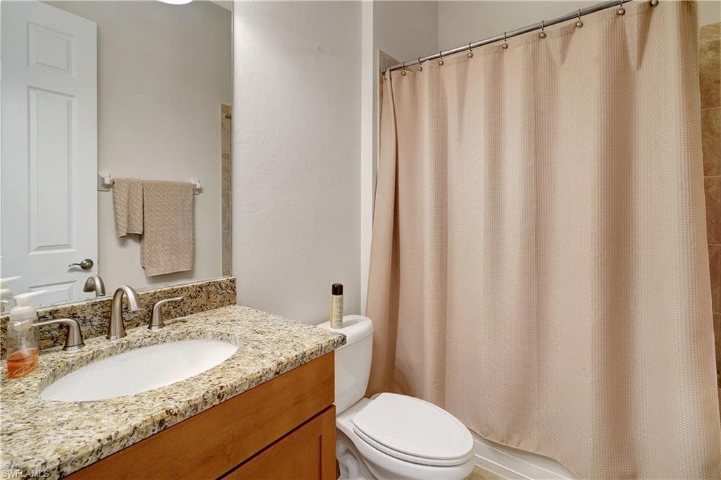 3850 Otter Bend Cir, Fort Myers, FL 33905-36