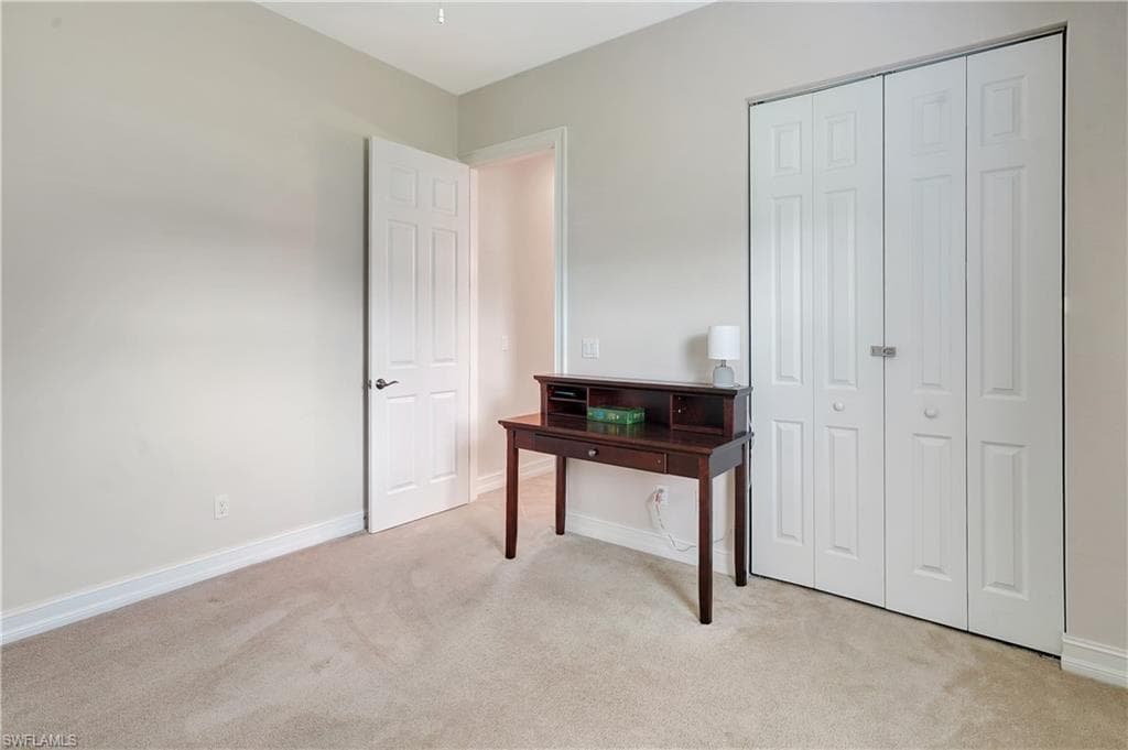 3850 Otter Bend Cir, Fort Myers, FL 33905-40