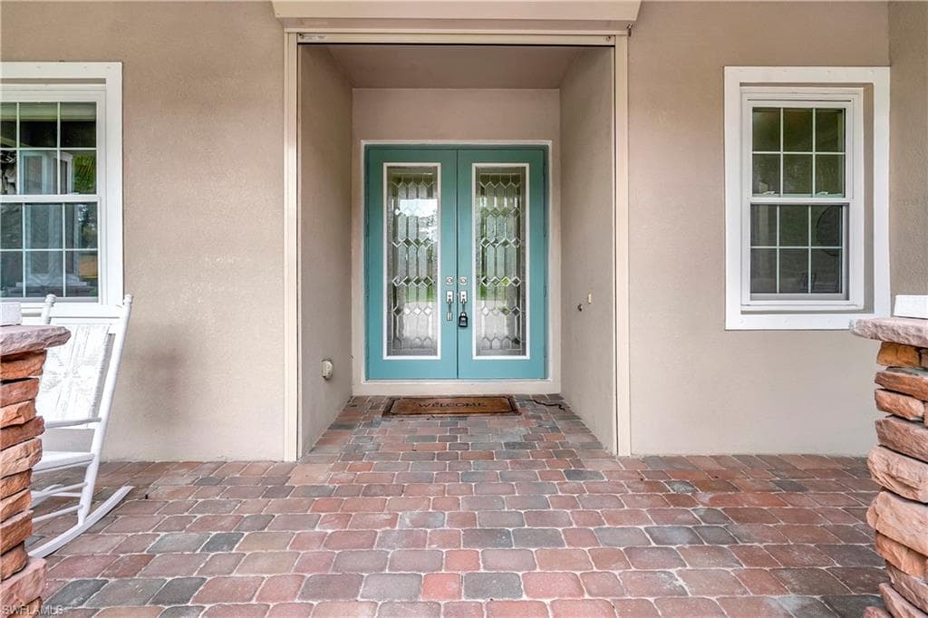 3850 Otter Bend Cir, Fort Myers, FL 33905-4