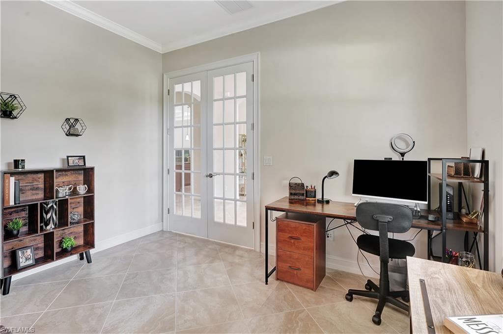 3850 Otter Bend Cir, Fort Myers, FL 33905-6