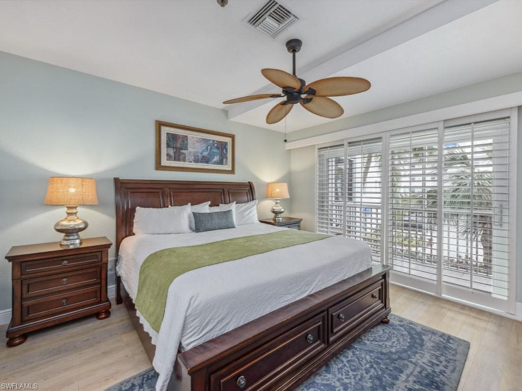 160 Palm St 202, Marco Island, FL 34145-10
