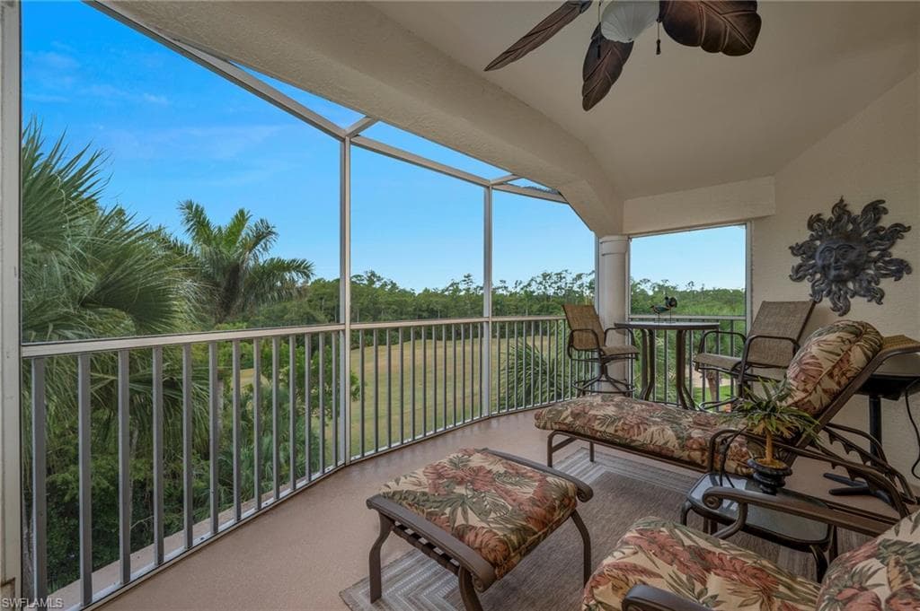 4844 Hampshire Ct 305, Naples, FL 34112-16