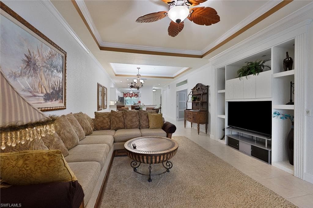 4844 Hampshire Ct 305, Naples, FL 34112-5