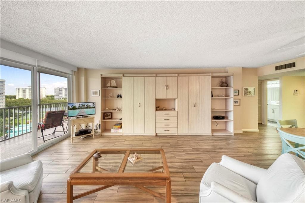 3 Bluebill Ave 808, Naples, FL 34108-10