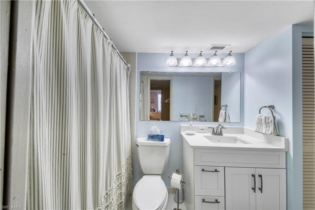 3 Bluebill Ave 808, Naples, FL 34108-24