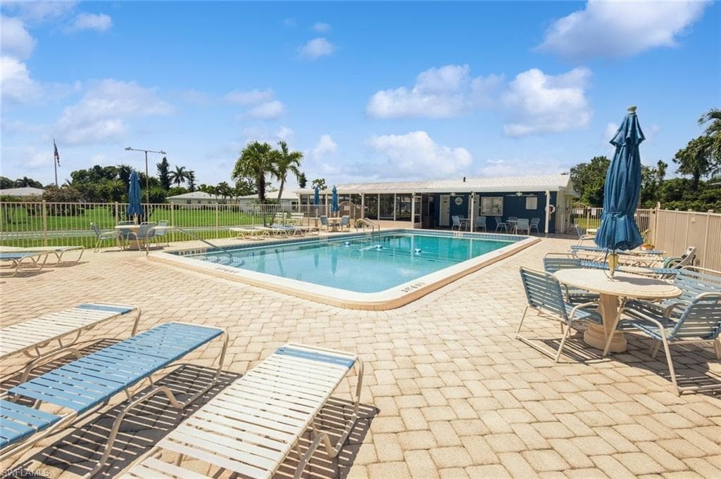 2180 Leisure Ln, Fort Myers, FL 33907-17