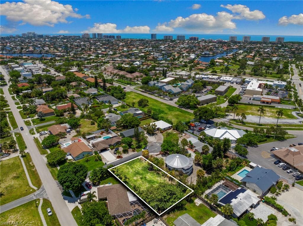 410 Quail Dr, Marco Island, FL 34145-8