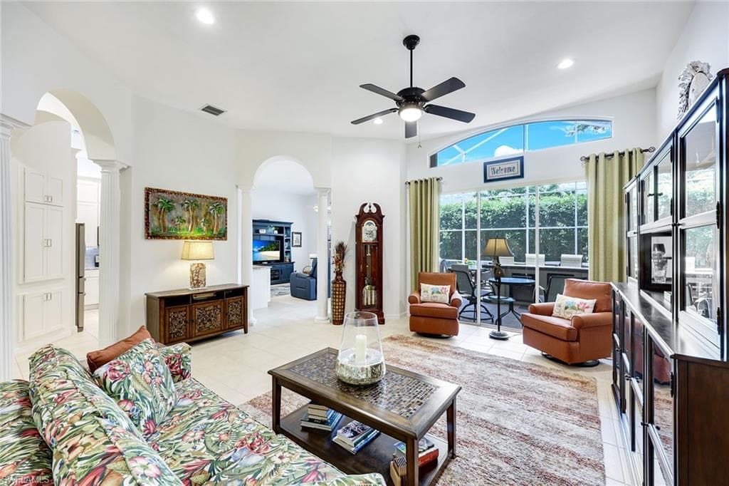 20552 Foxworth Cir, Estero, FL 33928-14