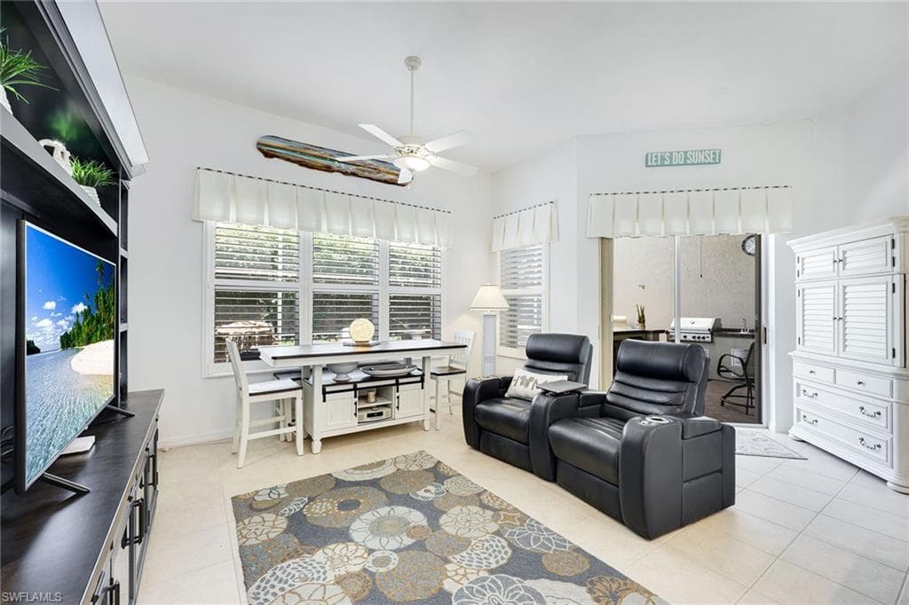 20552 Foxworth Cir, Estero, FL 33928-7