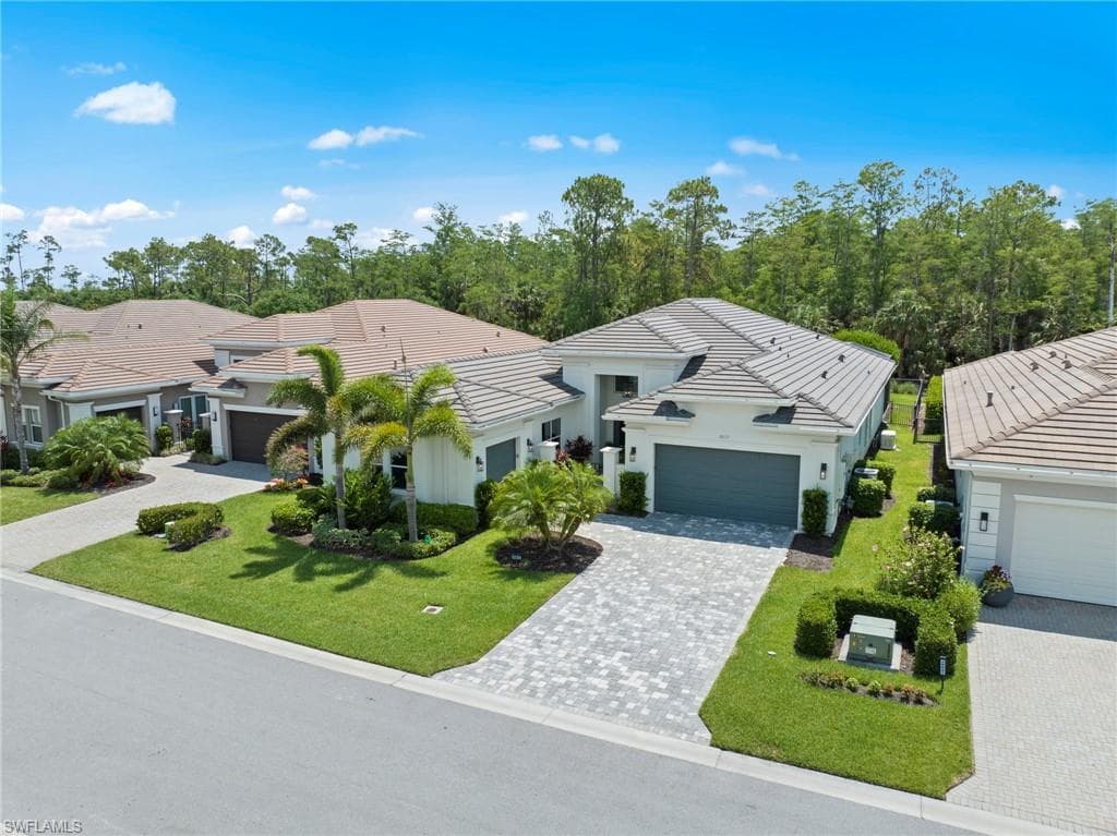 28617 Sicily Loop, Bonita Springs, FL 34135-2