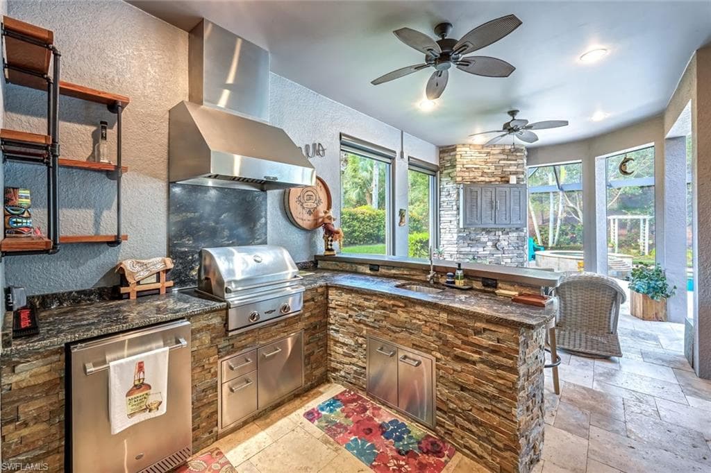 10293 Coconut Rd, Estero, FL 34135-35