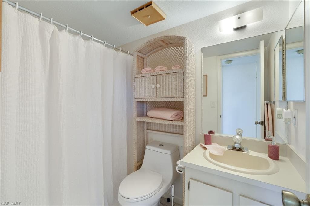 4358 27th Ct SW 205, Naples, FL 34116-14