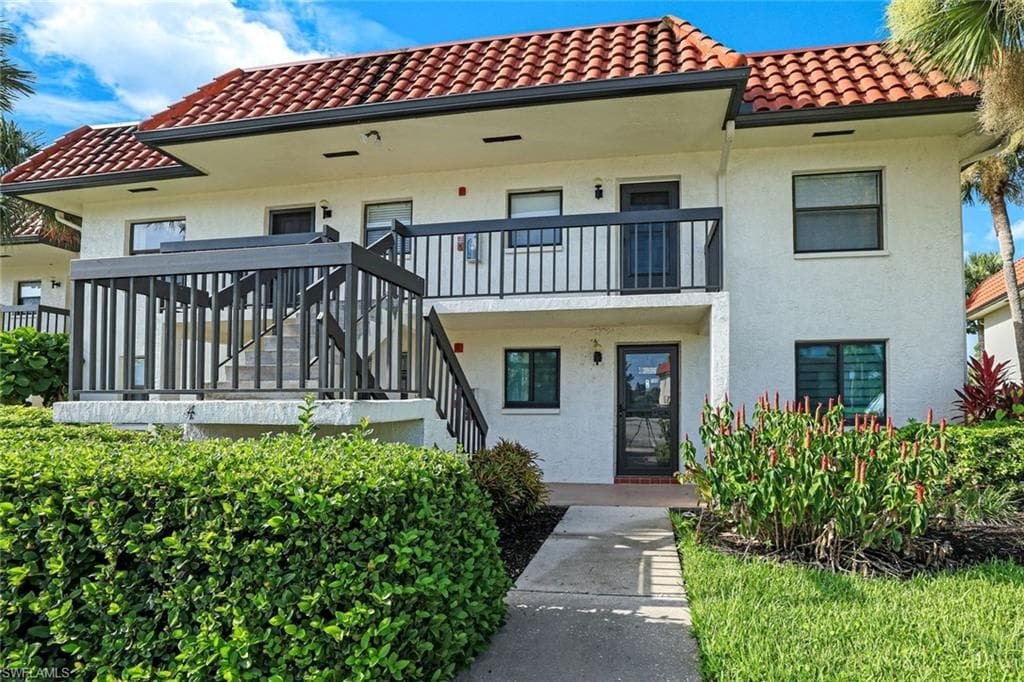 4358 27th Ct SW 205, Naples, FL 34116-15