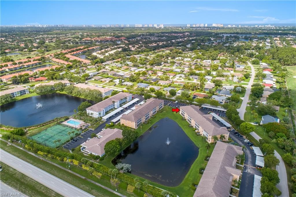 9650 Victoria Ln 201b, Naples, FL 34109-34