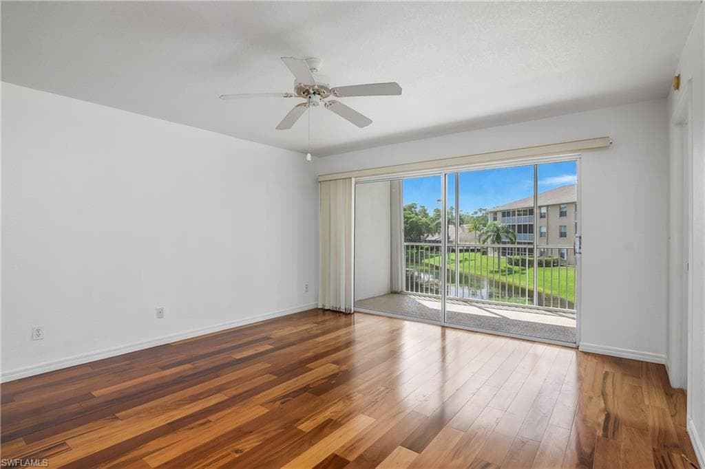 9650 Victoria Ln 201b, Naples, FL 34109-3
