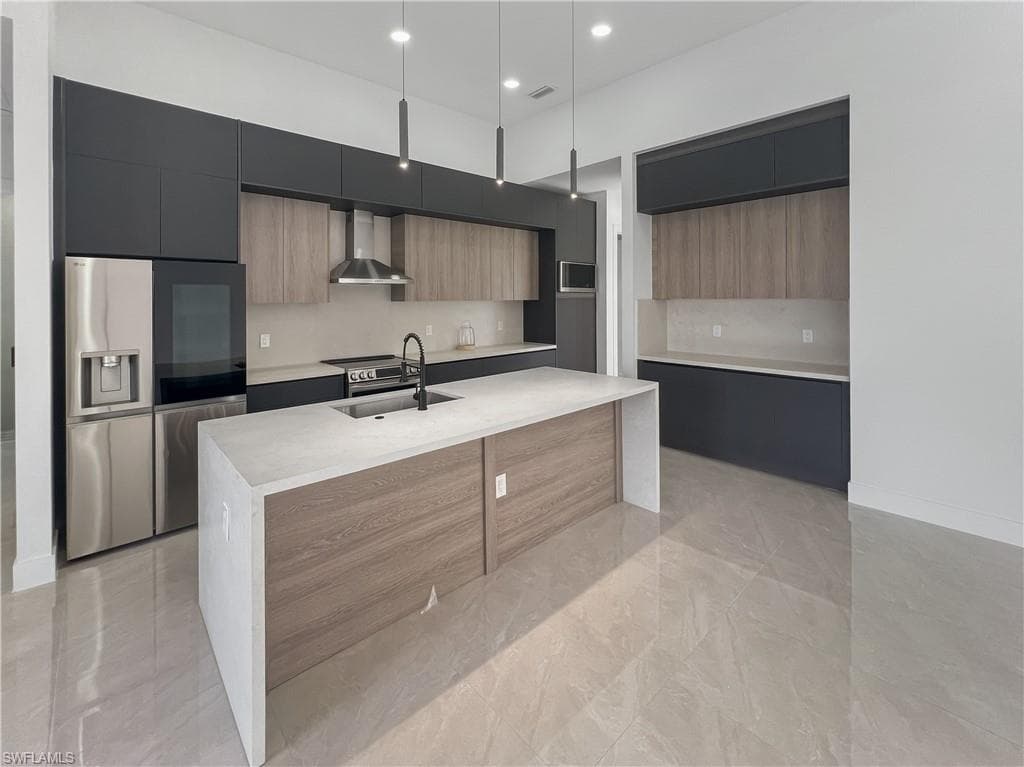 9 14th Ave, Cape Coral, FL 33991-11
