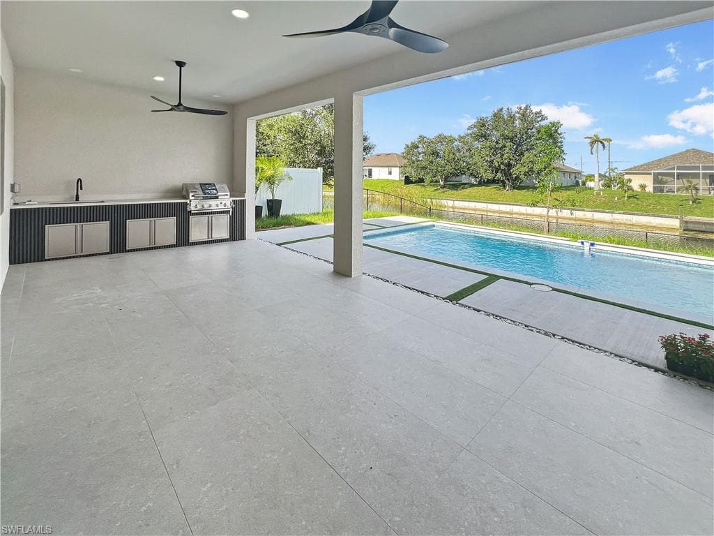 9 14th Ave, Cape Coral, FL 33991-30
