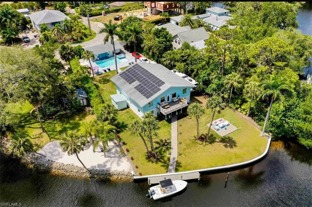 27237 Rio Vista Circle, Bonita Springs, FL 34135-9