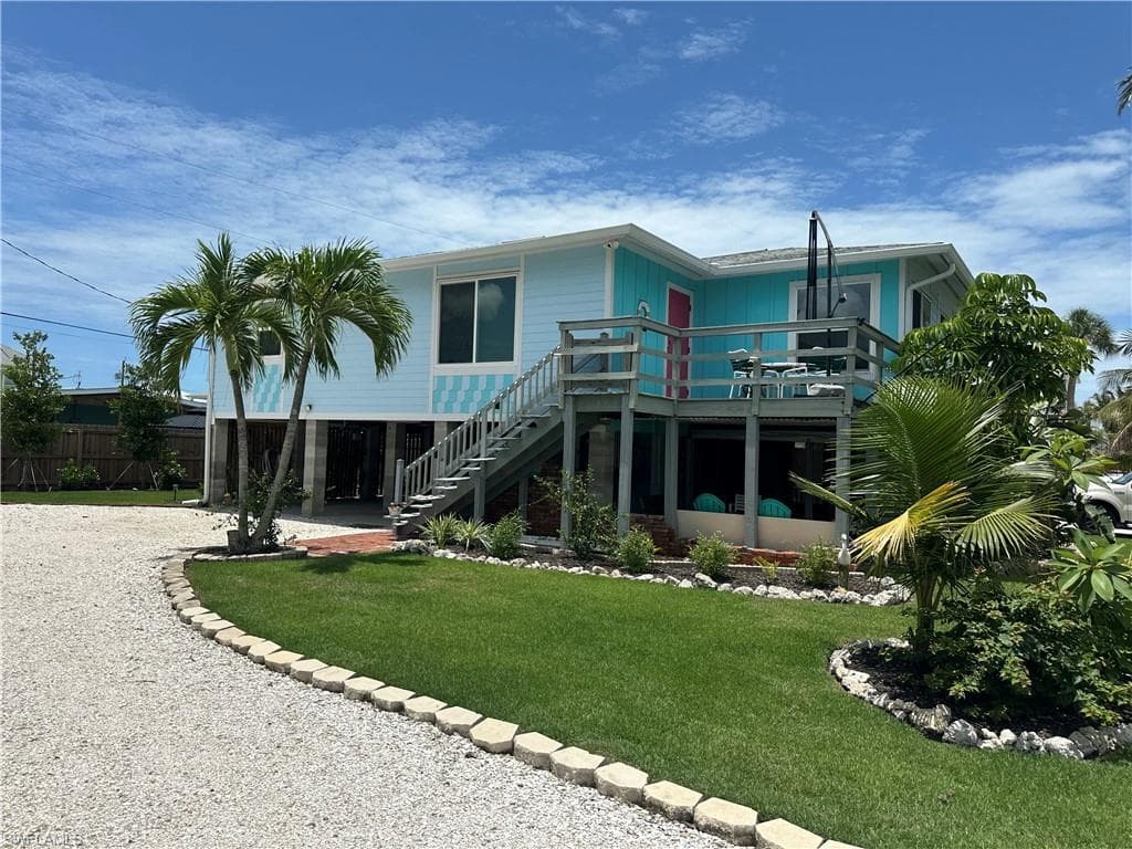 120 Bay Mar Dr, Fort Myers Beach, FL 33931-1