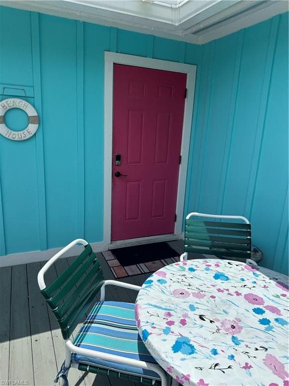 120 Bay Mar Dr, Fort Myers Beach, FL 33931-4
