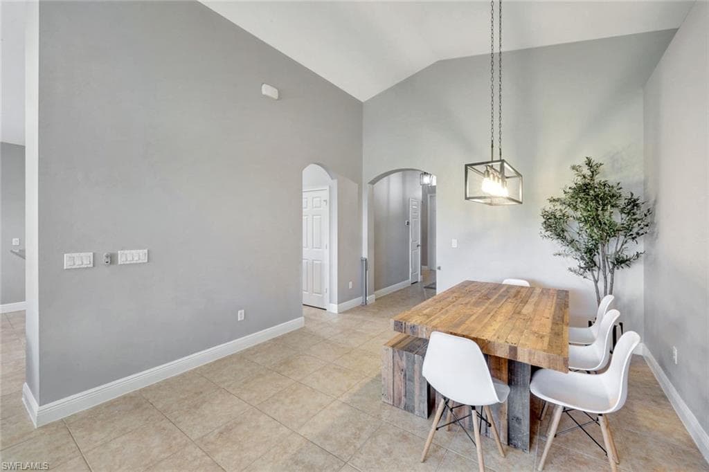 1574 Double Eagle Trl, Naples, FL 34120-11