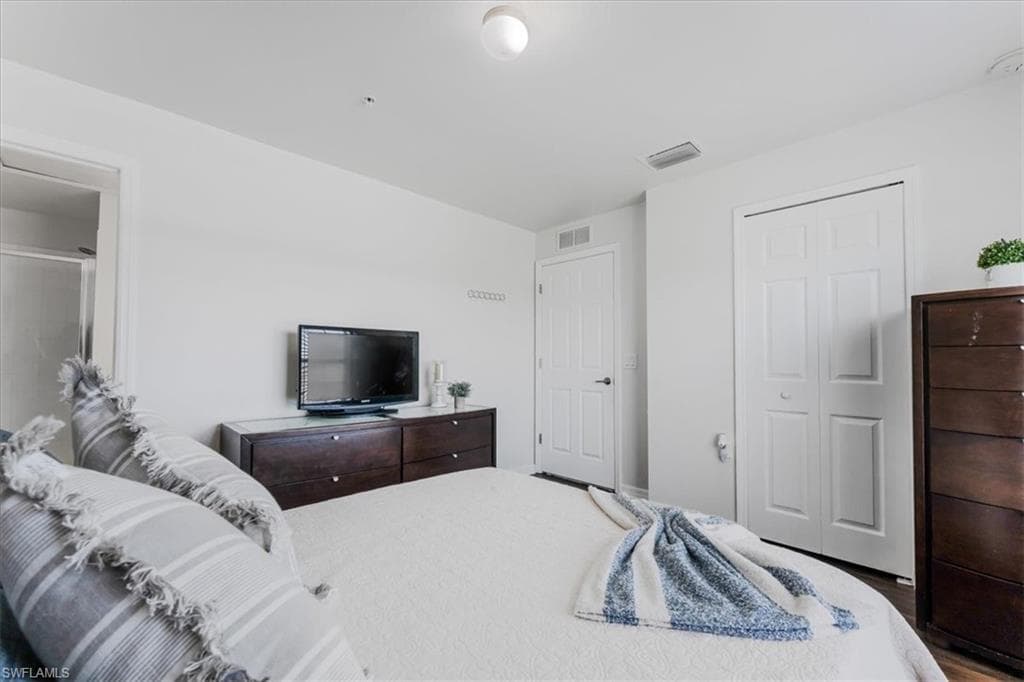 9101 Gervais Cir 1702, Naples, FL 34120-16