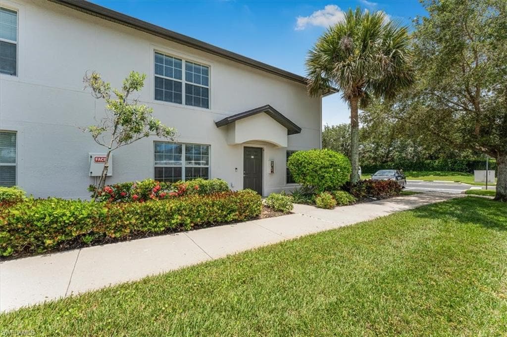 9101 Gervais Cir 1702, Naples, FL 34120-3