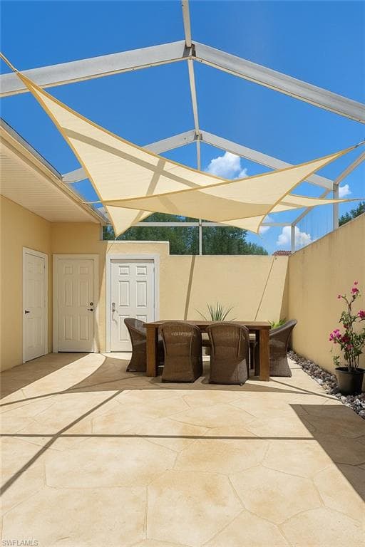 4211 Covey Cir 22c, Naples, FL 34109-1