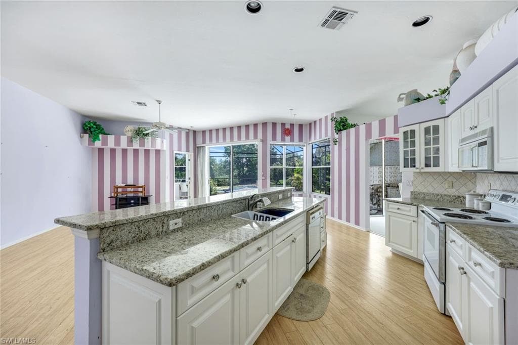 24949 Bay Cedar Dr, Bonita Springs, FL 34134-10
