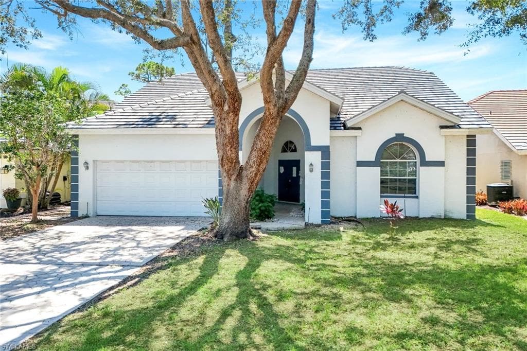 24949 Bay Cedar Dr, Bonita Springs, FL 34134-4