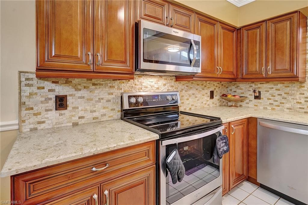 116 Quail Hollow Ct, Naples, FL 34113-9