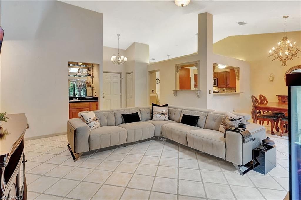 116 Quail Hollow Ct, Naples, FL 34113-4