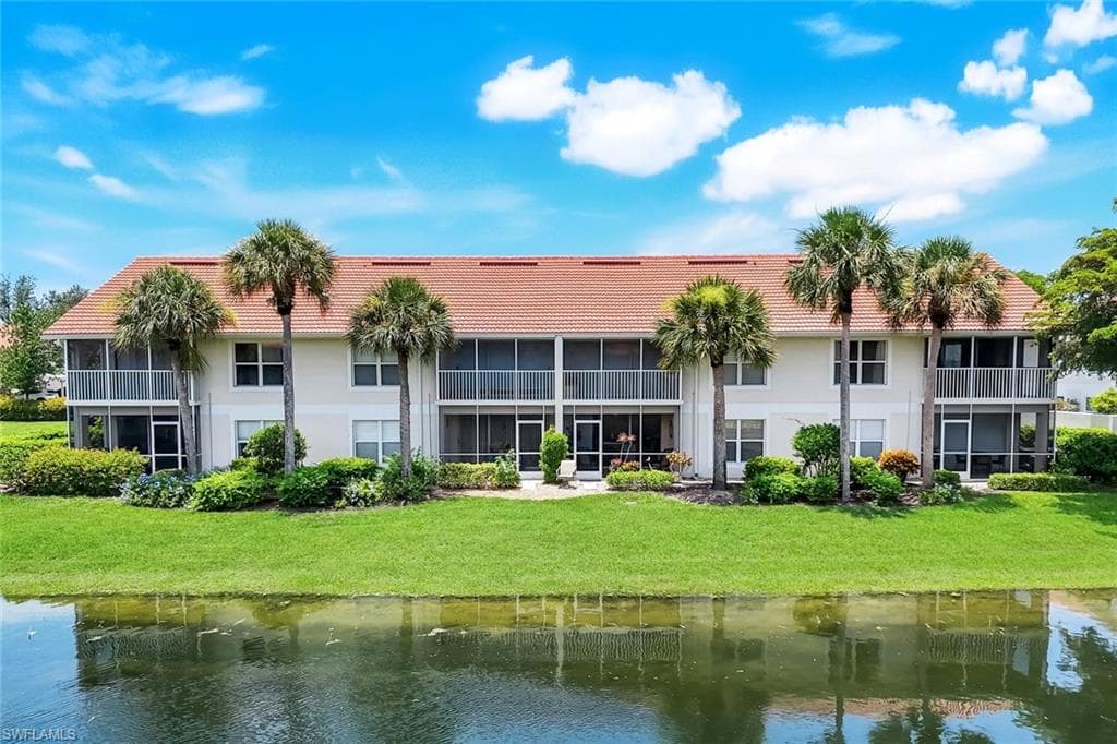 5040 Cedar Springs Dr 201, Naples, FL 34110-2