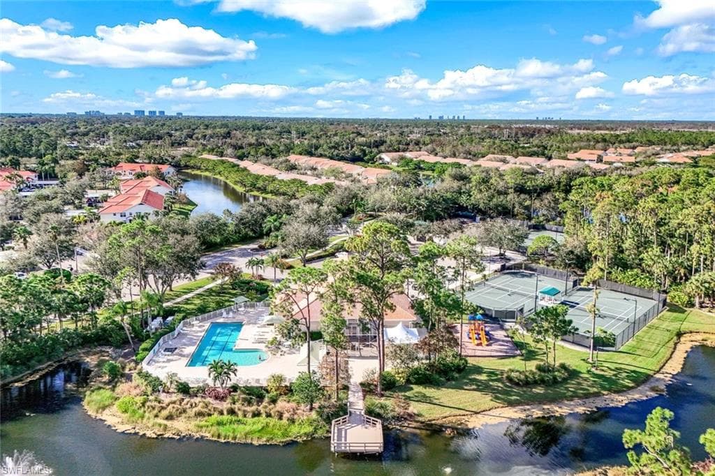 5040 Cedar Springs Dr 201, Naples, FL 34110-35