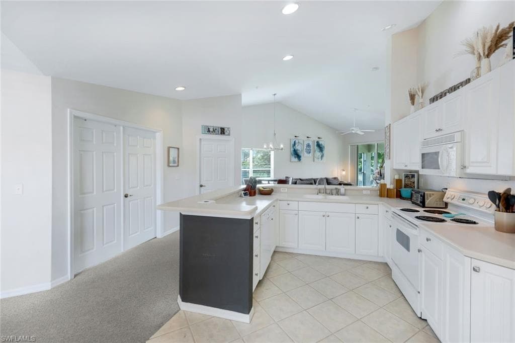 5040 Cedar Springs Dr 201, Naples, FL 34110-8