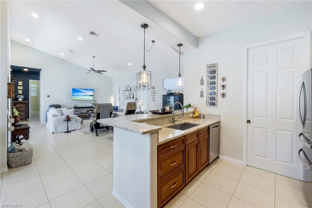 4333 Mistlethrush Ln, Naples, FL 34119-11