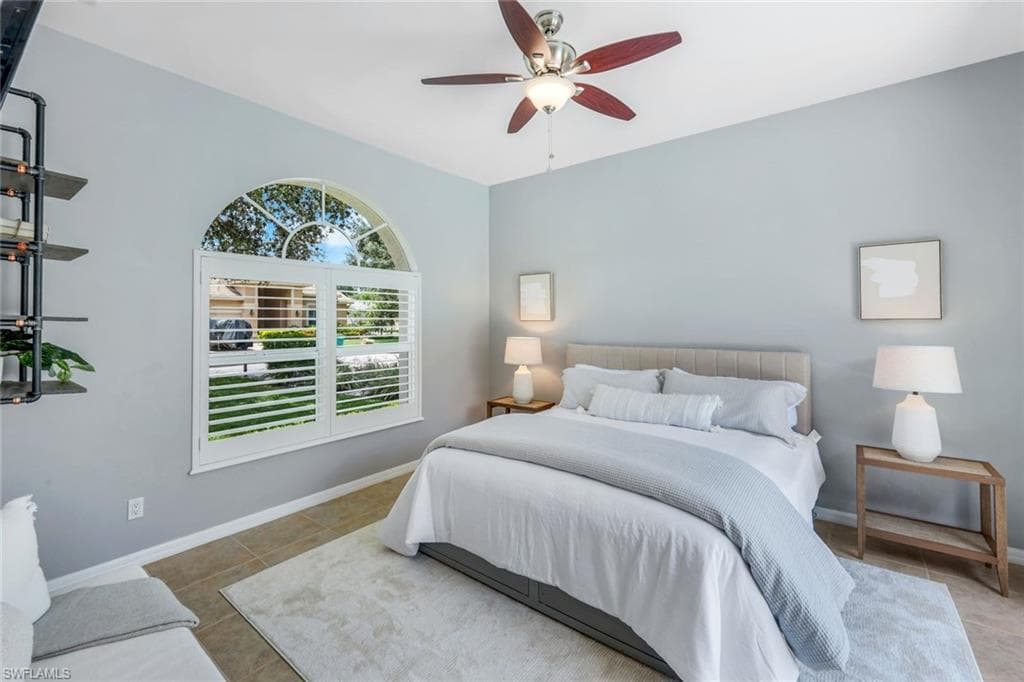 4333 Mistlethrush Ln, Naples, FL 34119-14