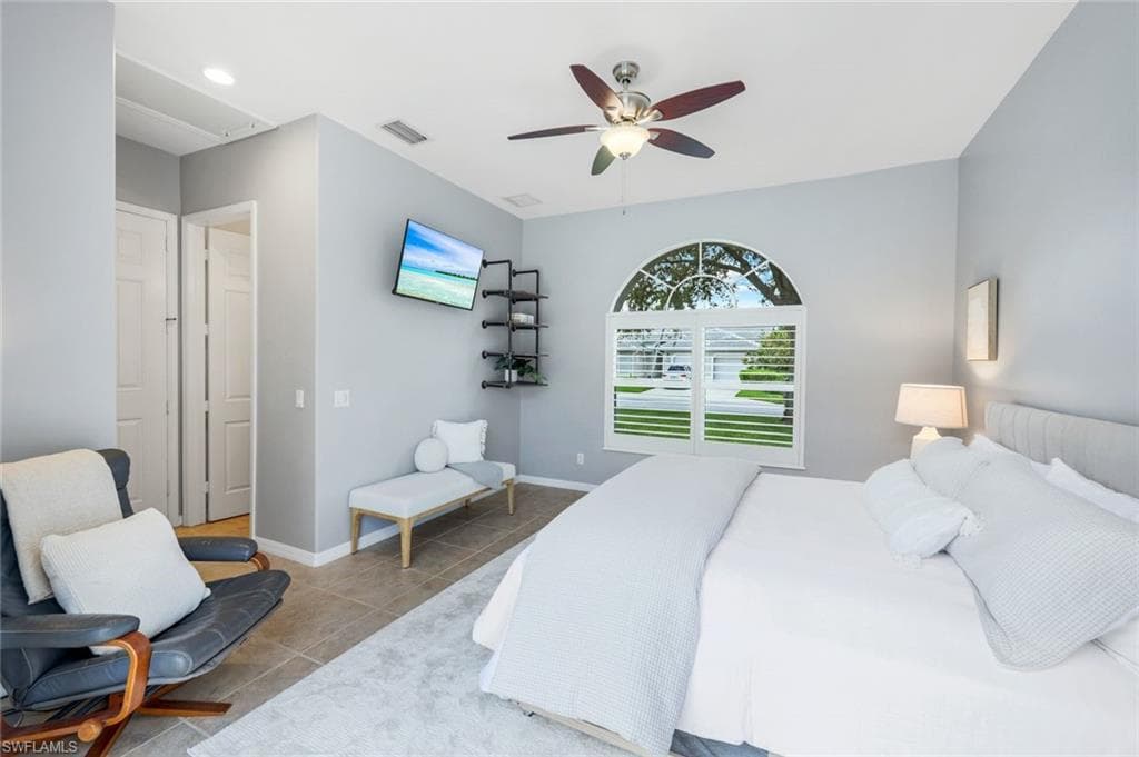 4333 Mistlethrush Ln, Naples, FL 34119-15
